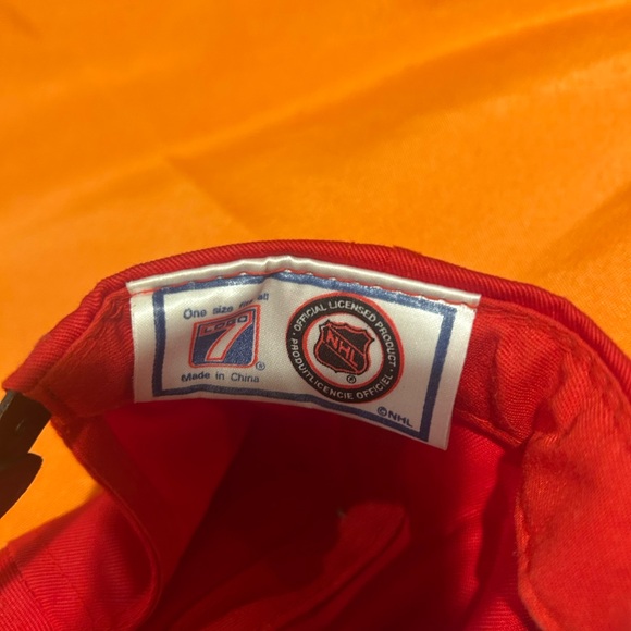 VTG Detroit Red Wings Snapback Hat NHL Hockey Logo 7 Red Black Cap - Picture 2 of 4